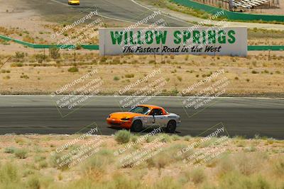 media/May-31-2025-CalClub SCCA (Sat) [[2c1a04e1ee]]/Qualifying/Group 5/Turn 4/